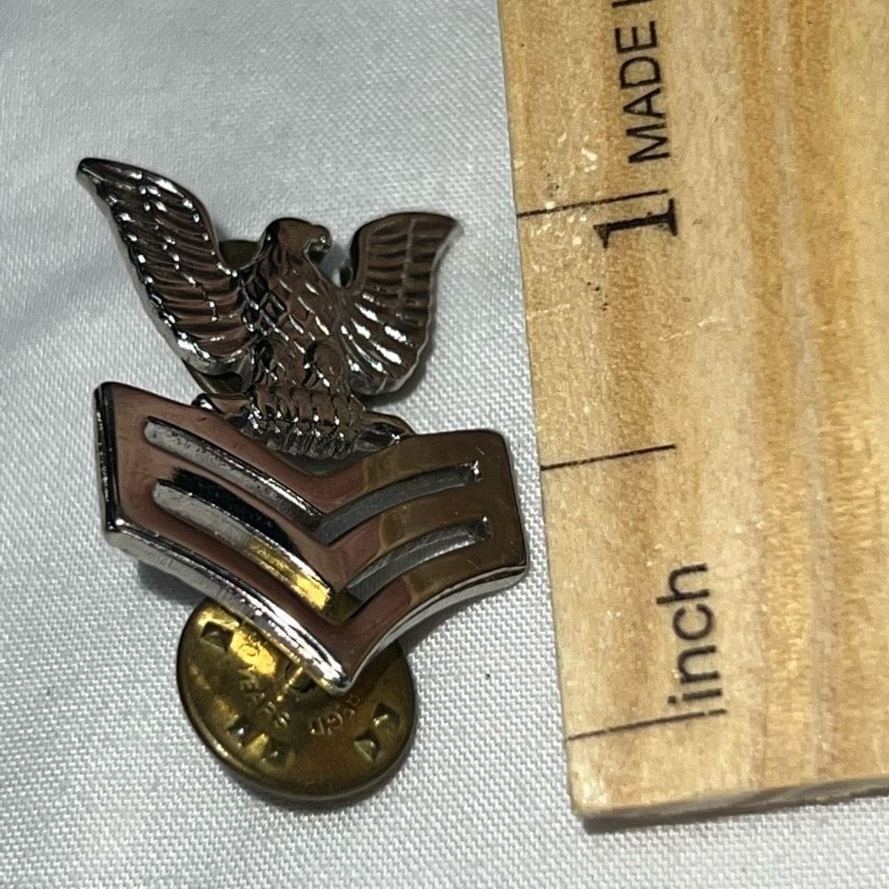 Navy Service Collar Device - Picture 4 of 4